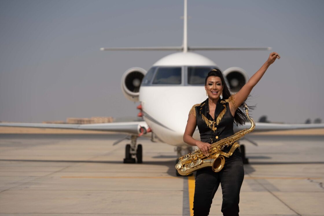 HELWA YA BALADI Rahma Hasan Ft Tooma | Sphinx Airport